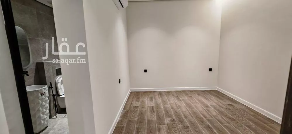 5 bedroom apartment in Al Hamra 7