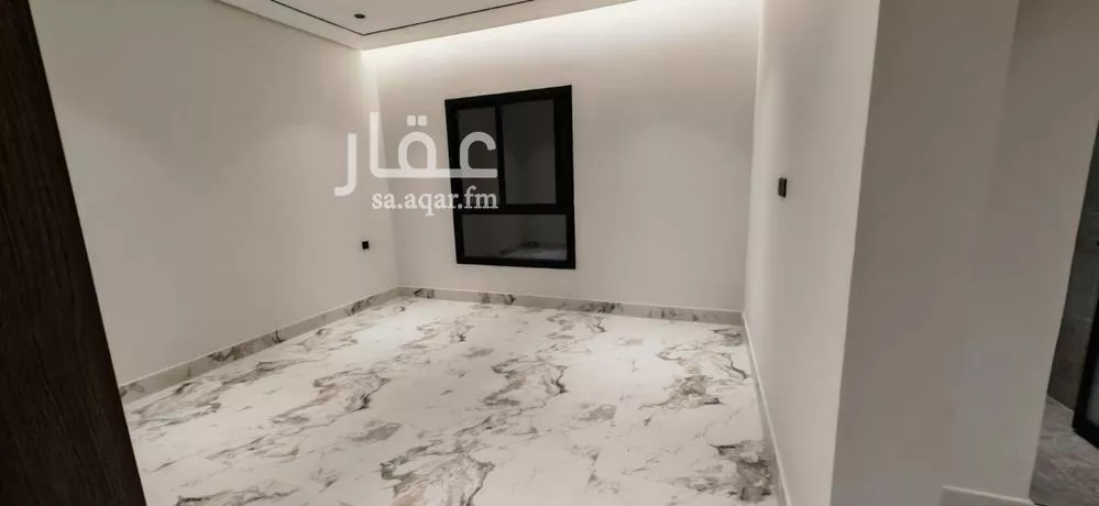 5 bedroom apartment in Al Hamra 8