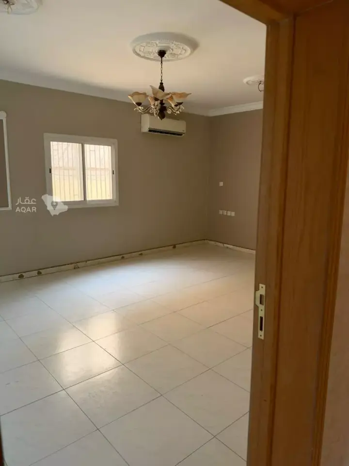 4 bedroom villa in Al Olaya, Riyadh 6