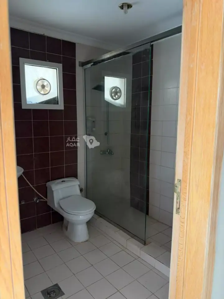 4 bedroom villa in Al Olaya, Riyadh 14