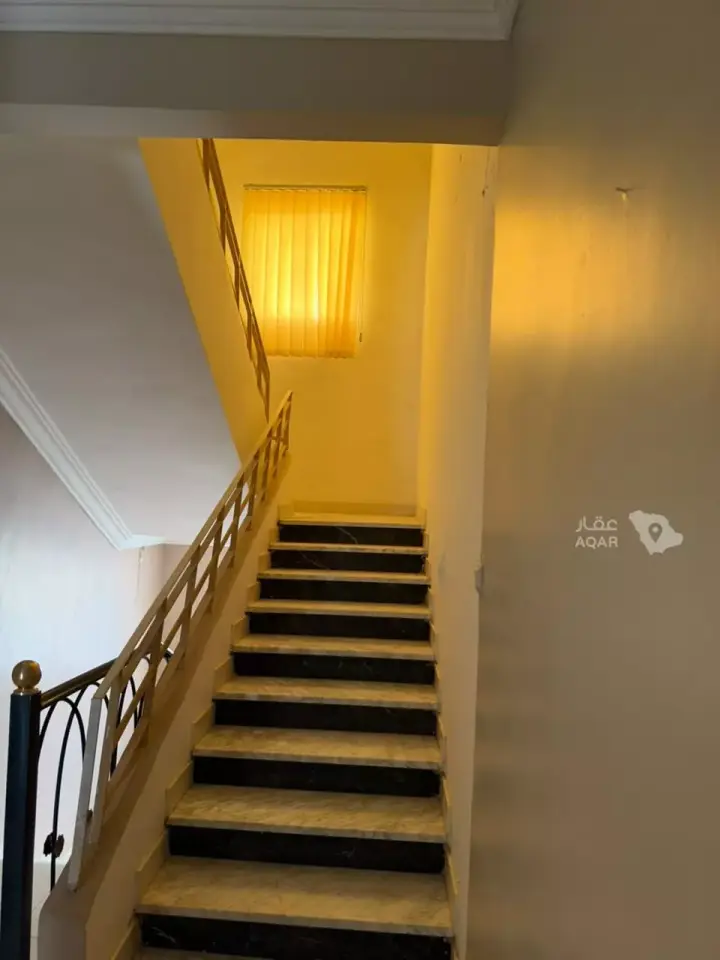 4 bedroom villa in Al Olaya, Riyadh 9