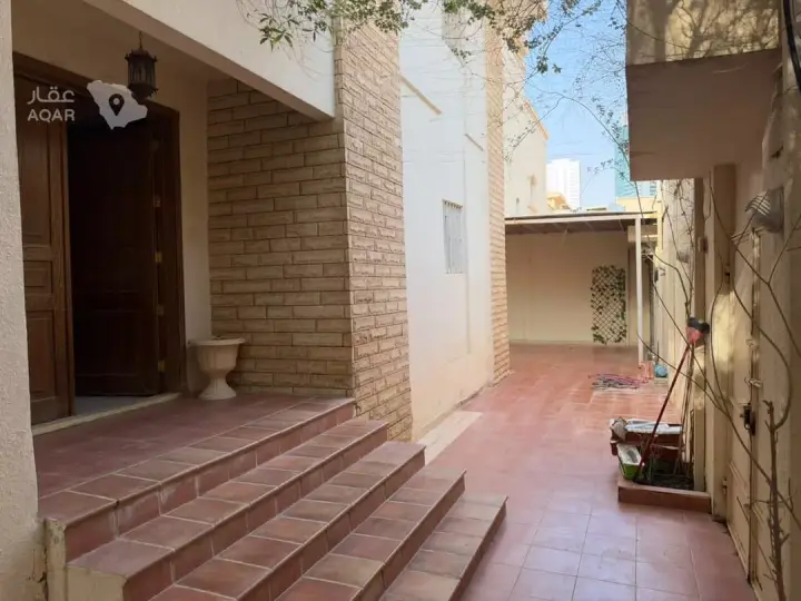 4 bedroom villa in Al Olaya, Riyadh 2