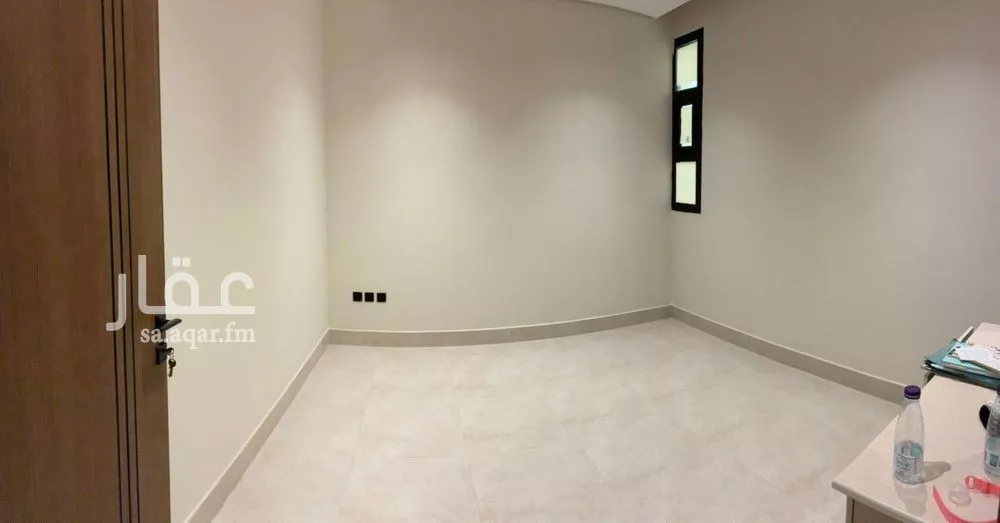 3 bedroom apartment in Al Hazm 8