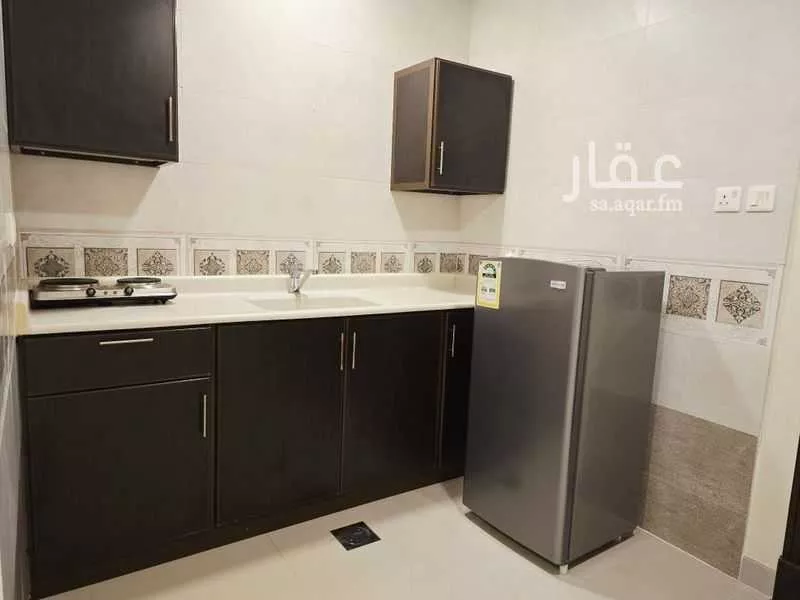 شقة 1 غرف في الثقبة 4