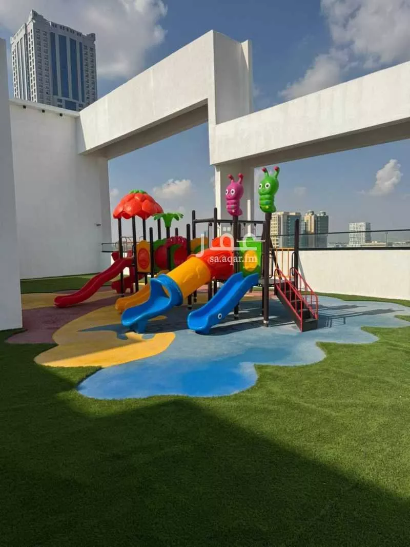 4 bedroom apartment in Ar Rakah Al Janubiyah 2