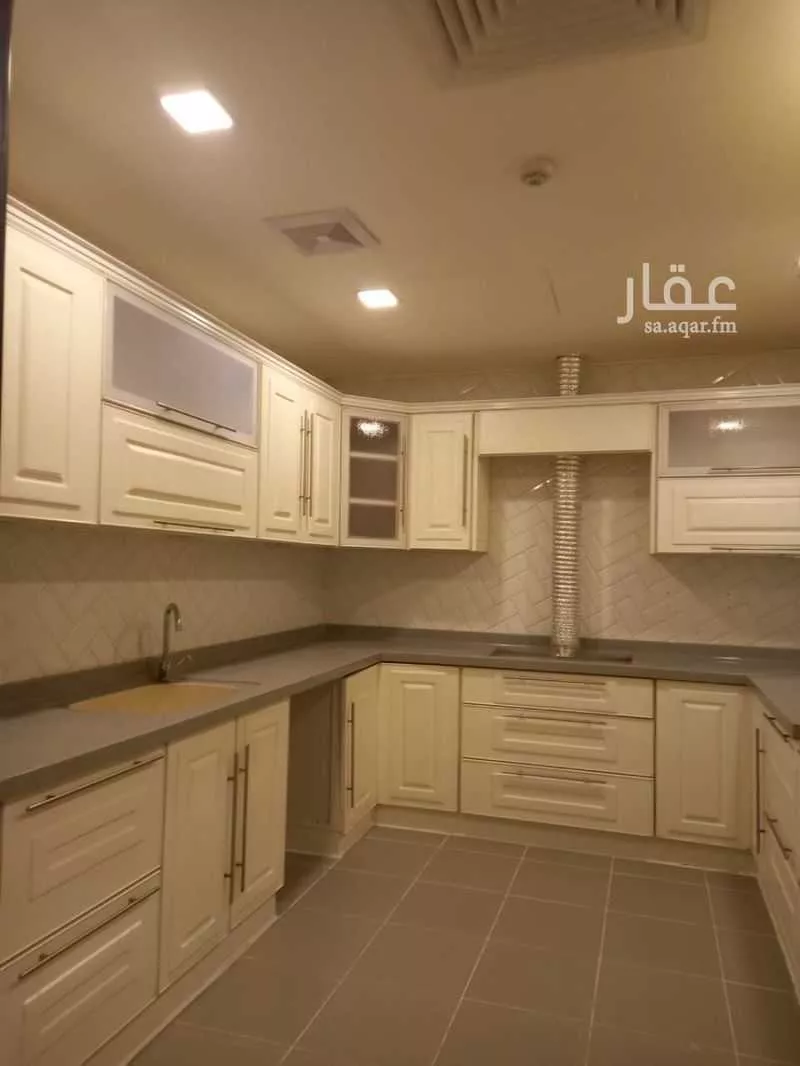 3 bedroom apartment in Al Rawabi 5