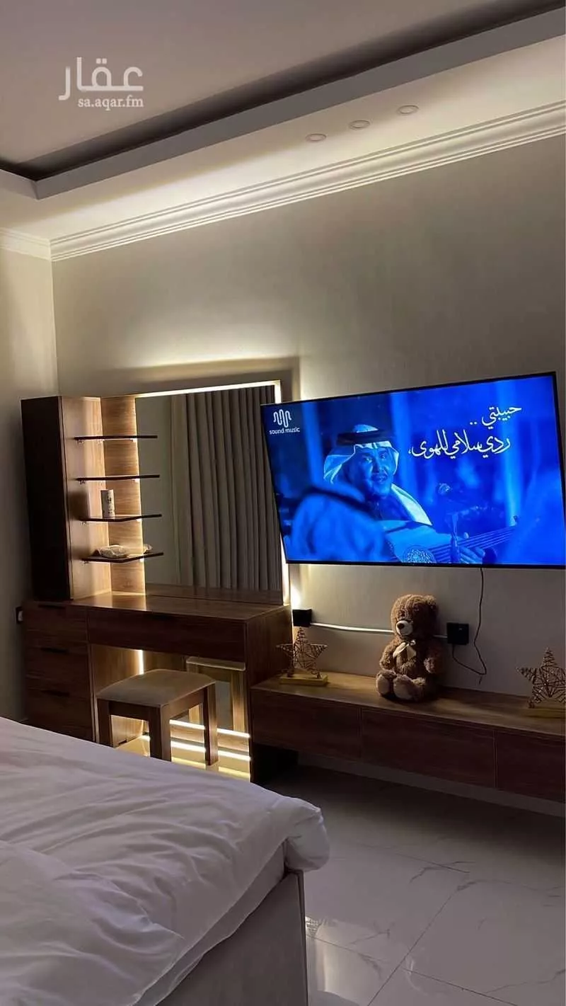 شقة 3 غرف في الحمرا 5