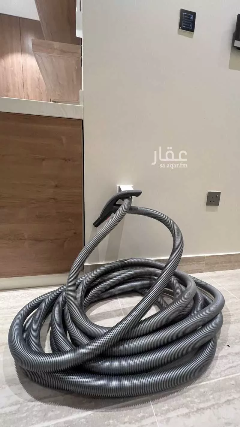 شقة 3 غرف في الحمرا 13