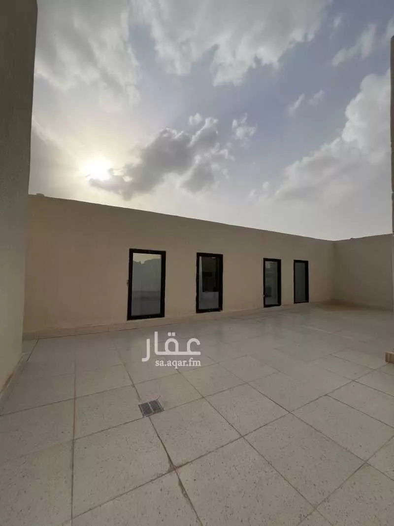 5 bedroom apartment in Al Hamra 7