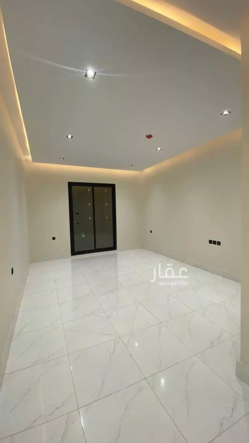 شقة 3 غرف في الحمرا 2