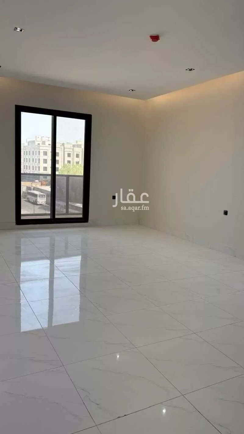 3 bedroom apartment in Al Hamra 3