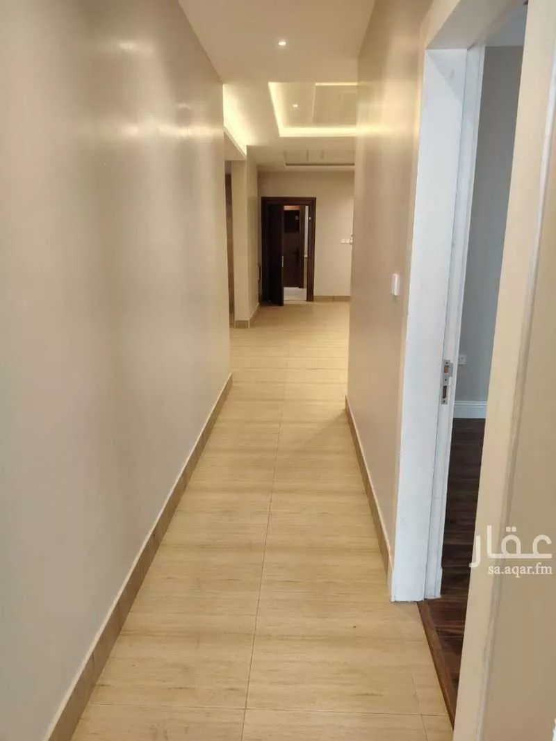 شقة 5 غرف في الحمرا 7