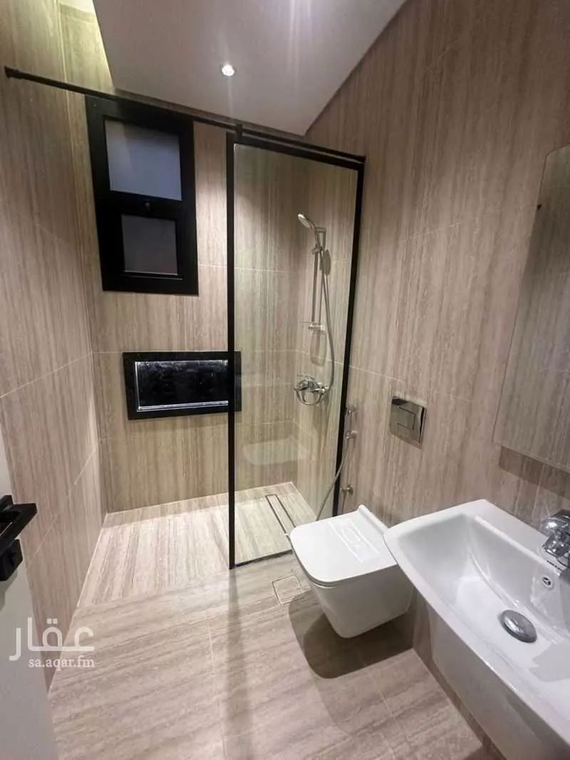 5 bedroom apartment in Al Hamra 11