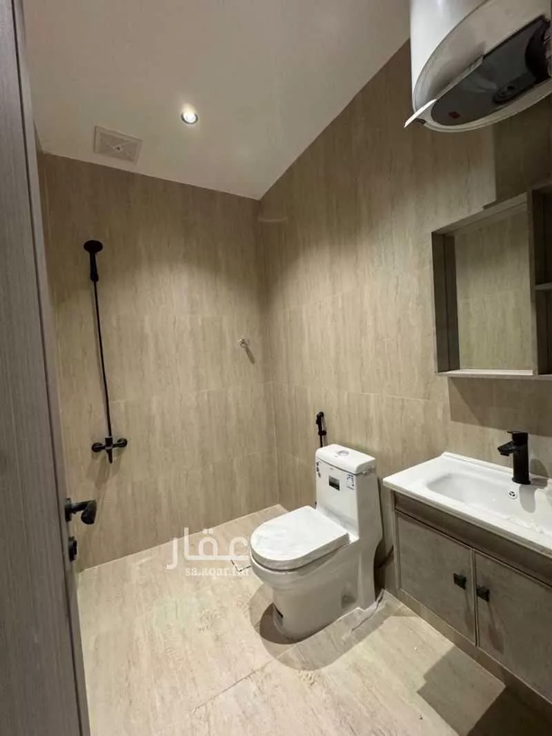 4 bedroom apartment in Al Hamra 11