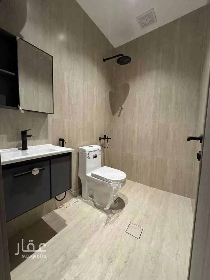 4 bedroom apartment in Al Hamra 5