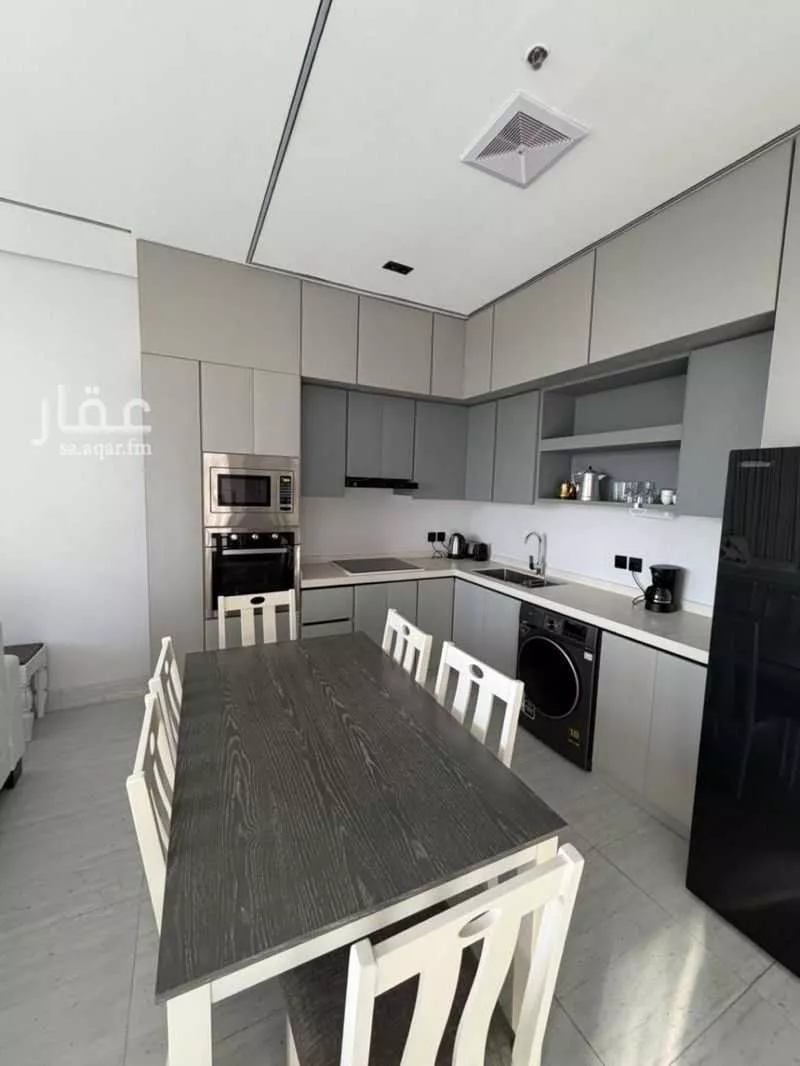 شقة 2 غرف في البحر 7