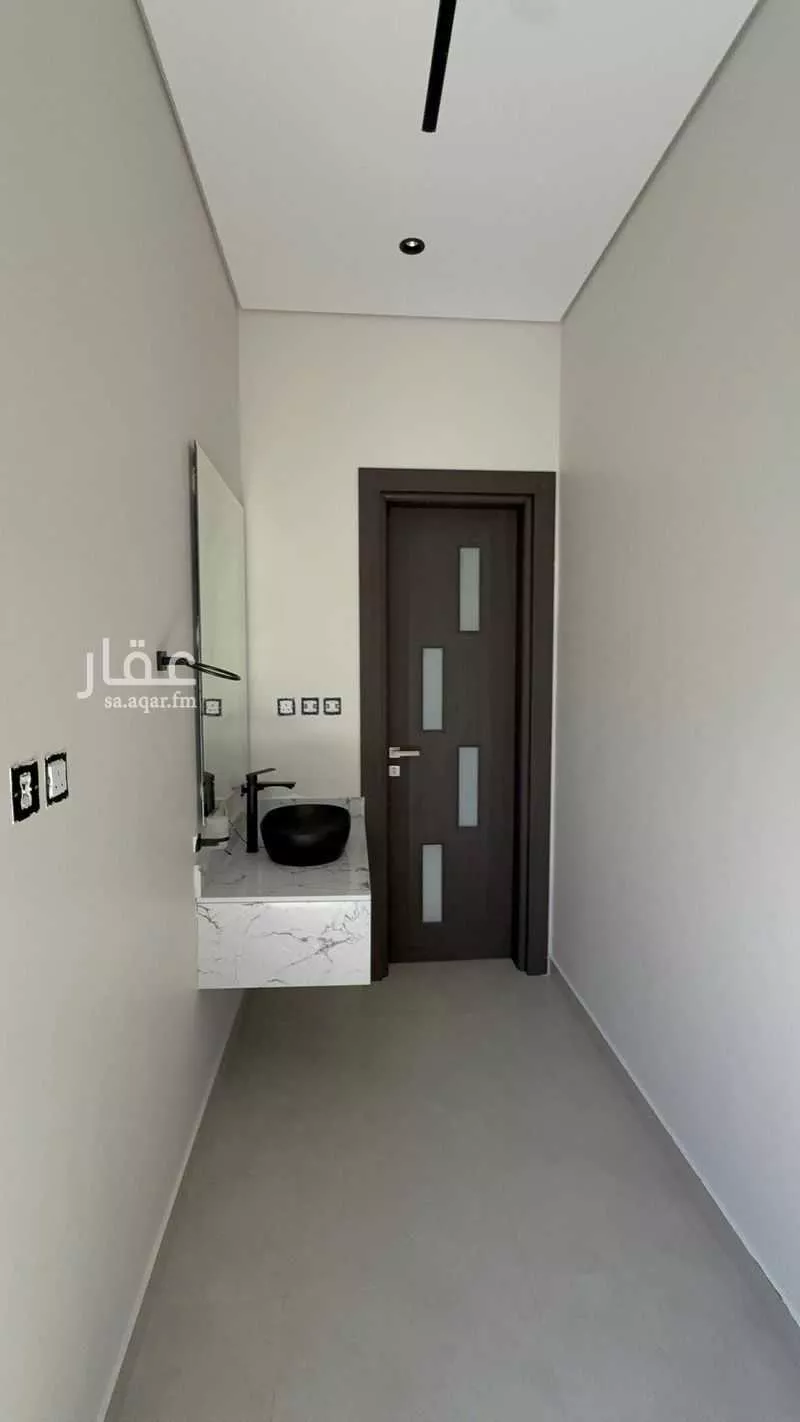 4 bedroom villa in Al Jalawiyah, Eastern Province 8