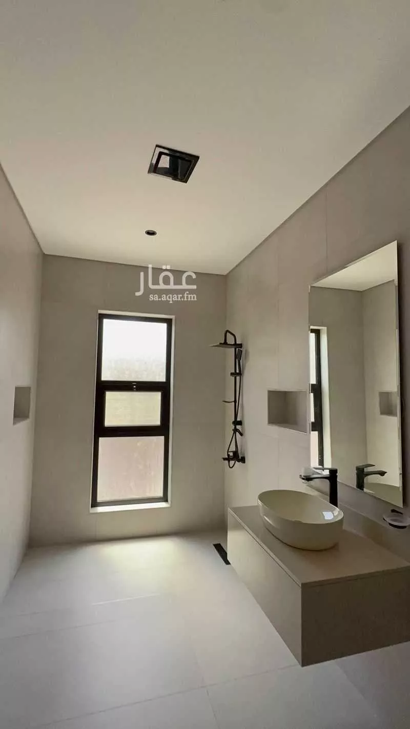 4 bedroom villa in Al Jalawiyah, Eastern Province 11