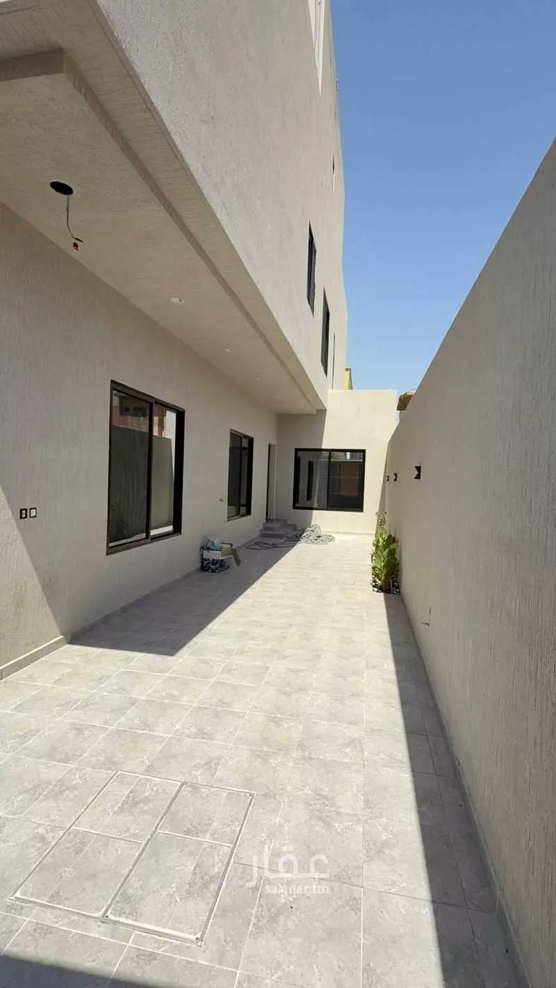 4 bedroom villa in Al Jalawiyah, Eastern Province 6