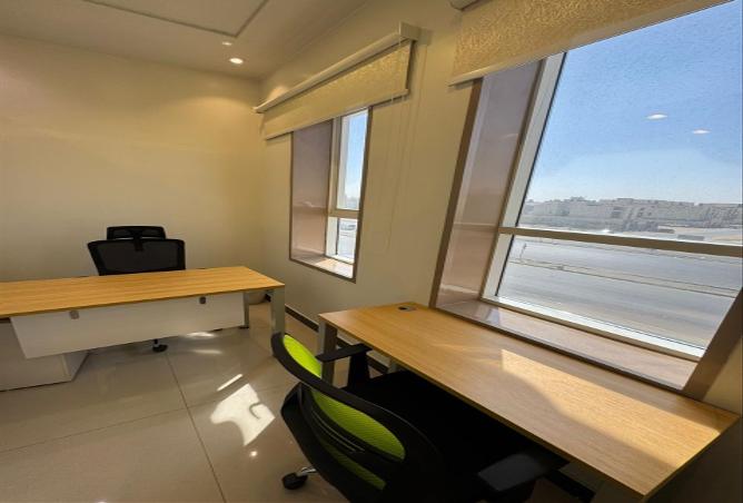 884 sqm office in Al Aridh 3
