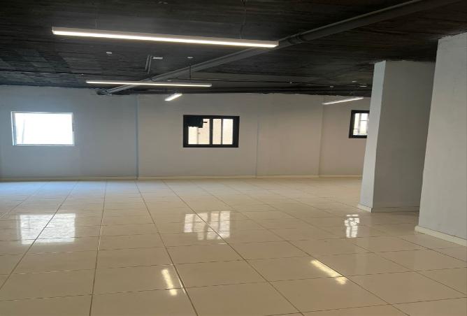 مكتب 924 م² في As Sulaymaniyah 2