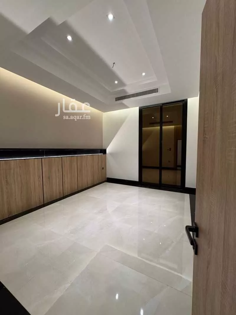 7 bedroom apartment in Al Jisr 6