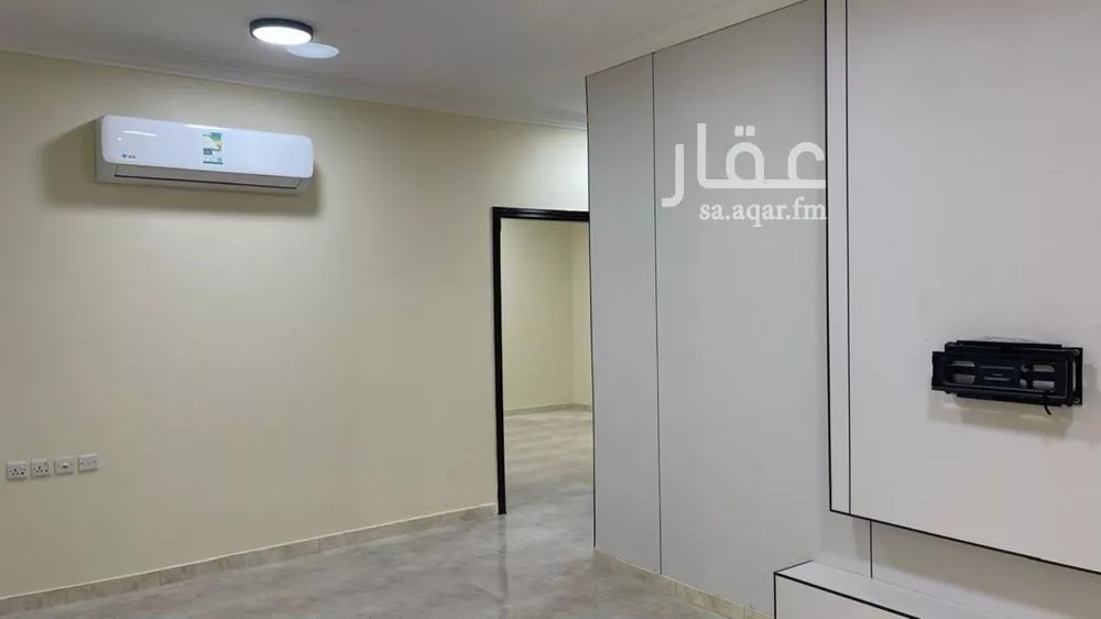 3 bedroom floor in Qurtubah 2
