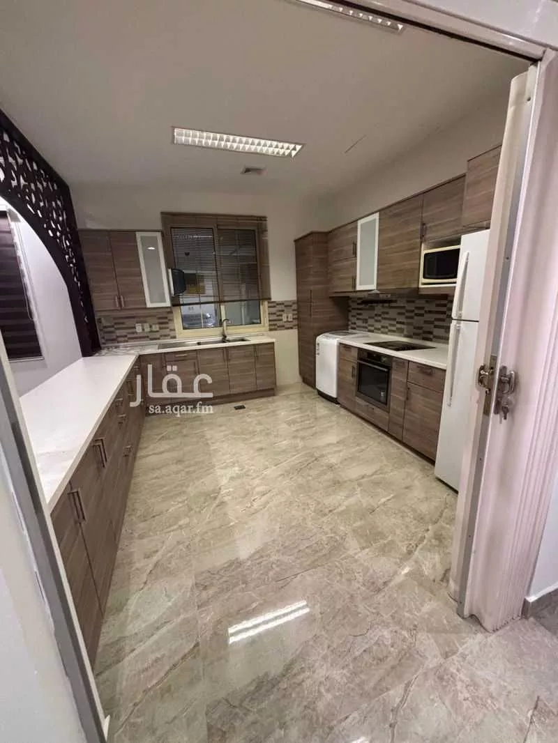 3 bedroom apartment in Al Hamra 6