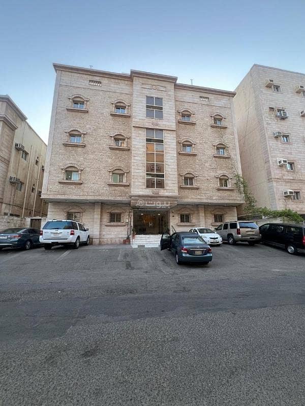 5 bedroom apartment in Al Naseem, Jeddah