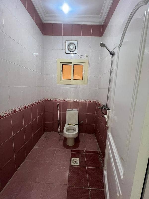 5 bedroom apartment in Al Naseem, Jeddah 9