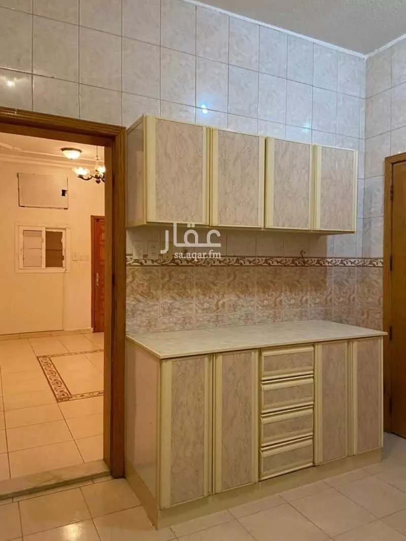 4 bedroom apartment in South Al Khobar 3