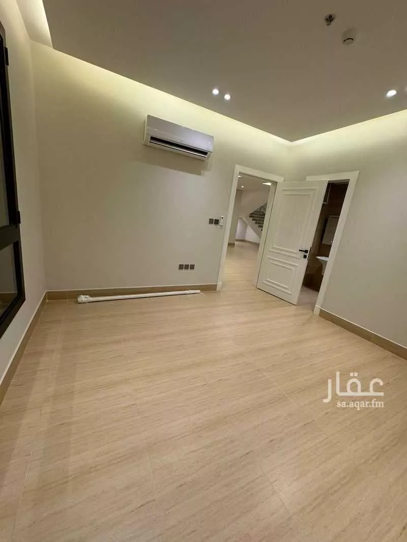 2 bedroom apartment in Al Hamra 8