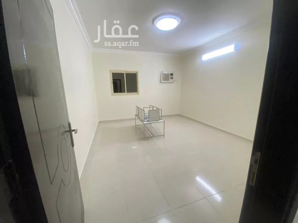 3 bedroom floor in Al Munsiyah 6