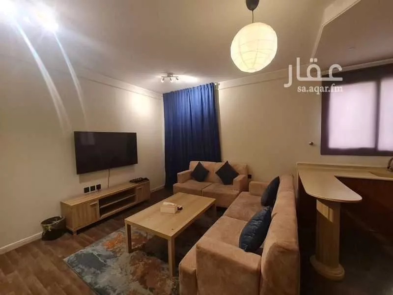 شقة 1 غرف في العليا 8