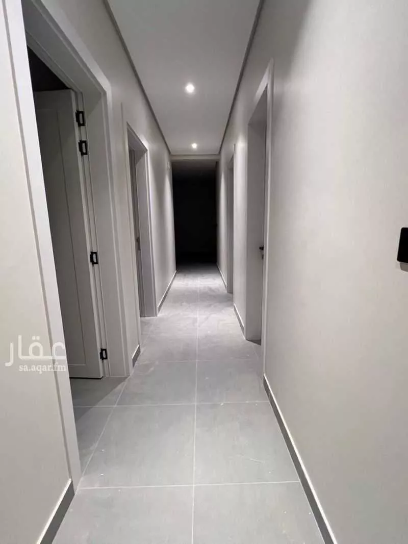 4 bedroom apartment in Al Bahr, Eastern Province 4