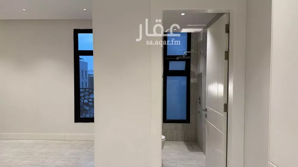 شقة 3 غرف في الملقا 5
