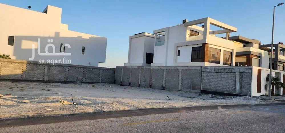 706 sqm land in Al Bahr 6
