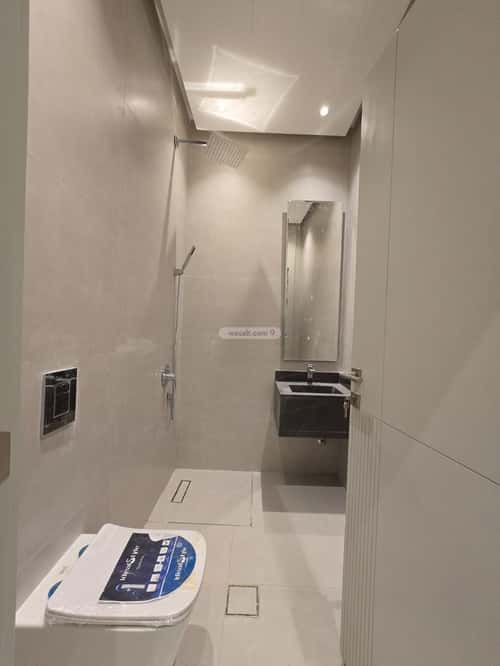 5 bedroom villa in Al Narjis, Riyadh 6