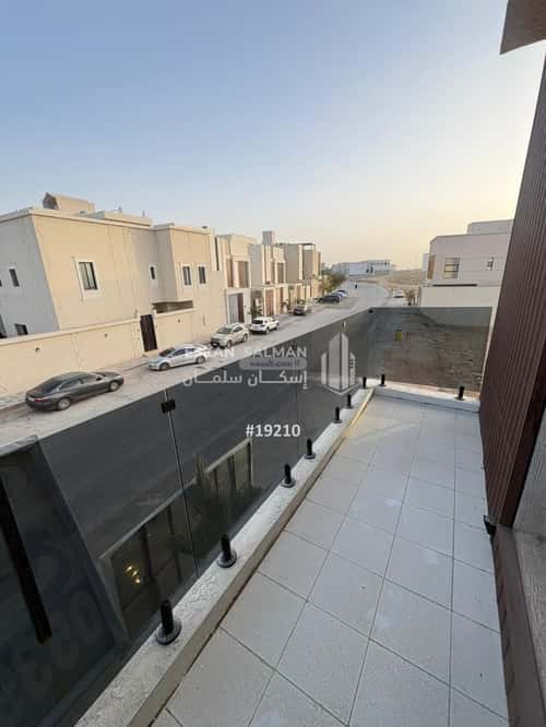 12 bedroom villa in Al Mahdiyyah 2