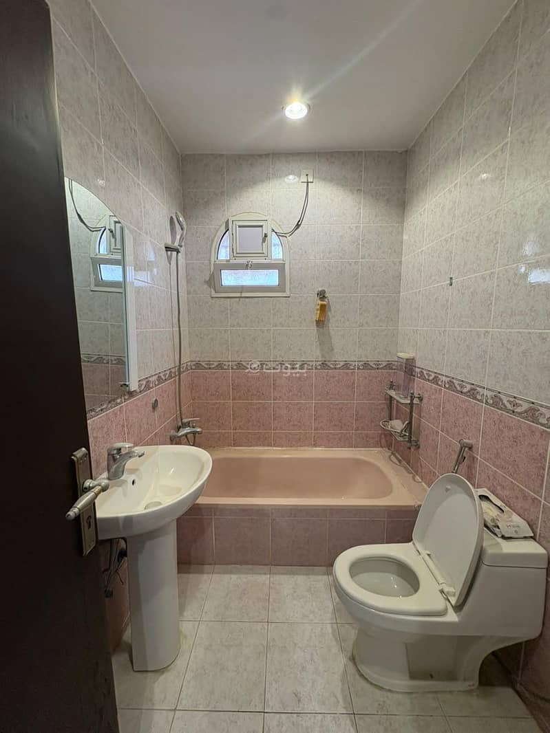 4 bedroom villa in Al Ghadir, Riyadh 13