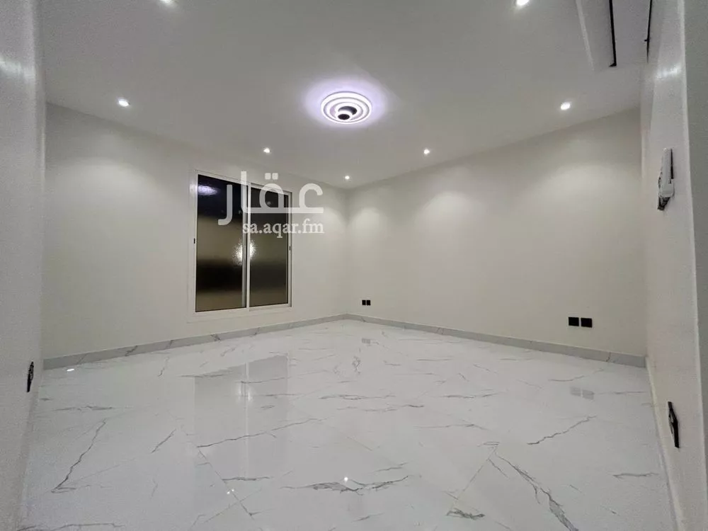 3 bedroom floor in Al Yasmin 1