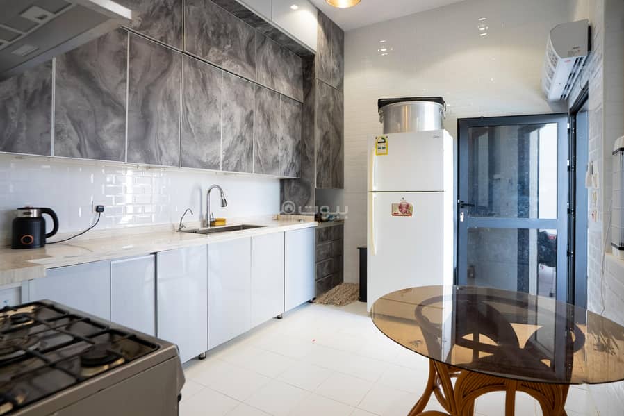 2 bedroom villa in Az Zuhur, Jeddah 8