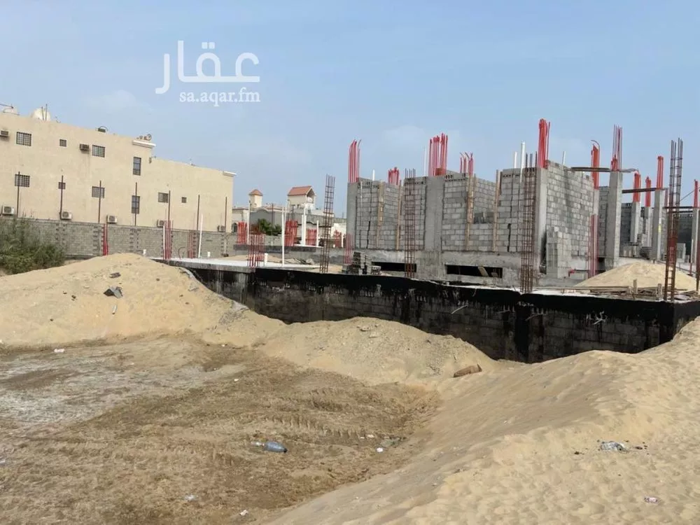 أرض 844 م² في الأمواج 2