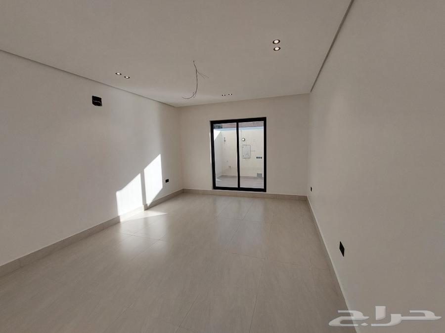 9 bedroom villa in Uhud, Eastern Province 3