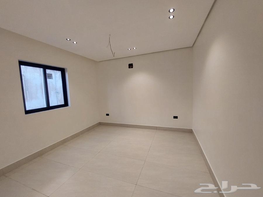 9 bedroom villa in Uhud, Eastern Province 9