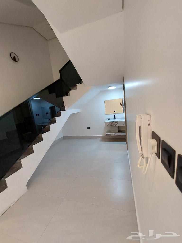 9 bedroom villa in Uhud, Eastern Province 11