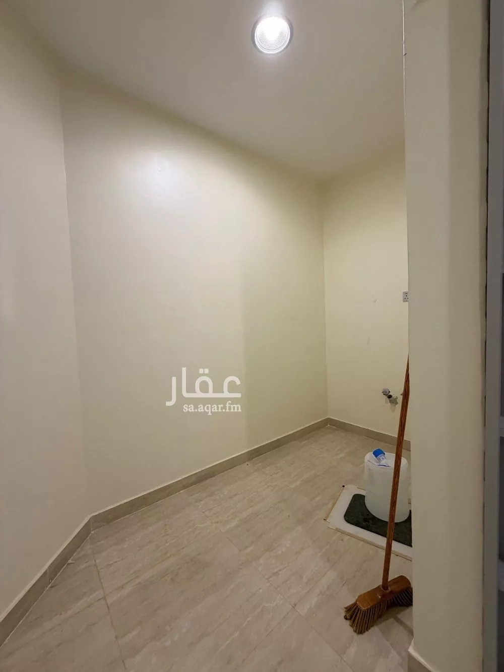 5 bedroom apartment in Tuwaiq, Riyadh 15