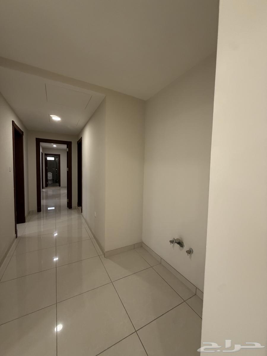 4 bedroom apartment in Ash Shulah, Eastern Province 7