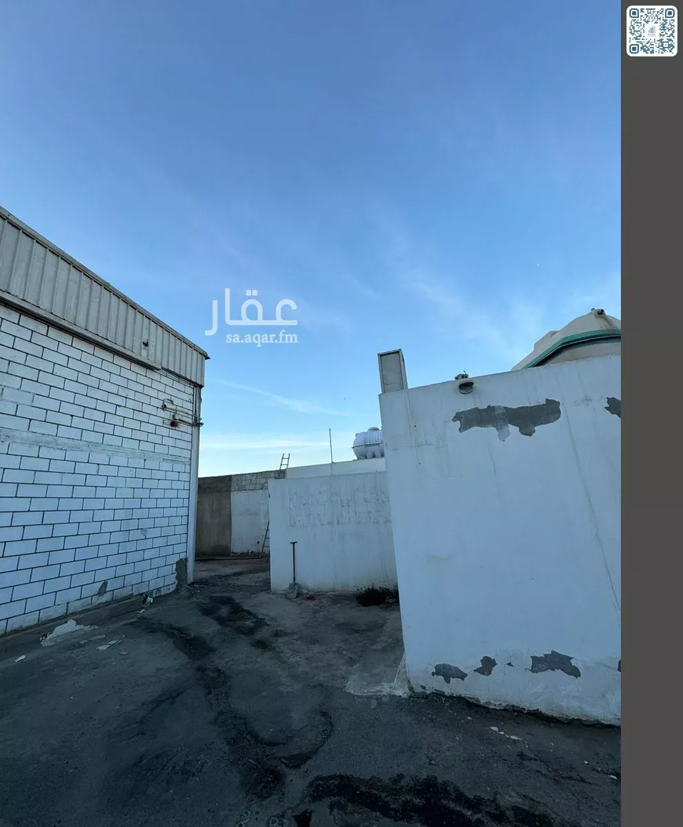 1600 sqm shop in Al Furusiyah 9