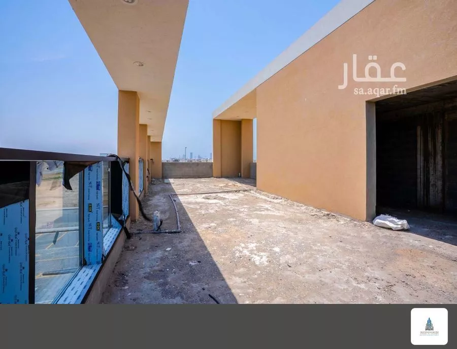 320 sqm shop in Al Basateen 13